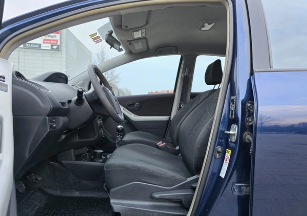 Toyota Yaris cena 21900 przebieg: 180000, rok produkcji 2010 z Bełchatów małe 211
